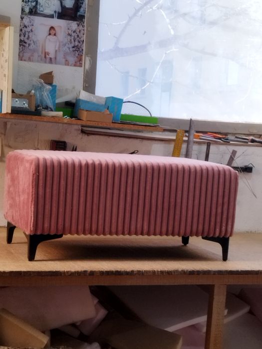 Уникална табуретка