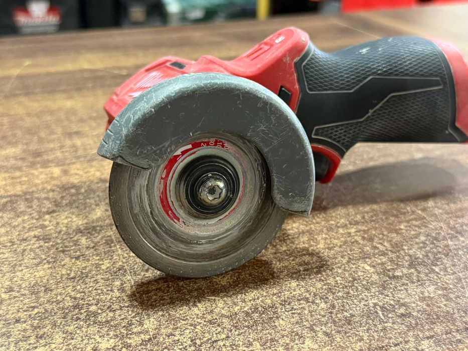 Мини ъглошлайф Milwaukee F12 FCOT