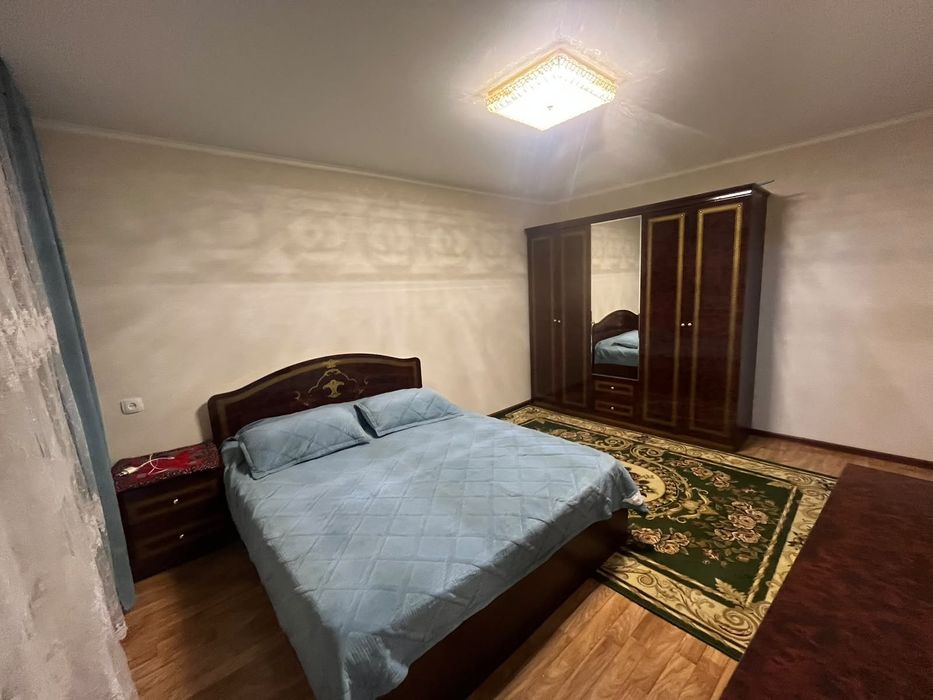 Продам (малосемейку) район Детский Мир