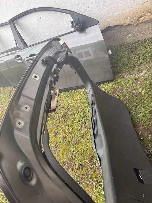 Врати и багажник за mazda 3