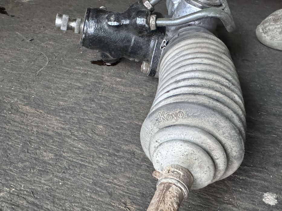 Рулевая рейка на галант