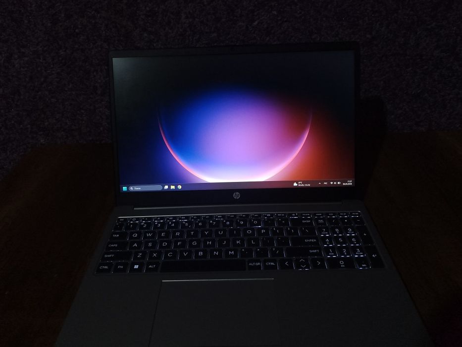 Notebook HP core i5 8/516