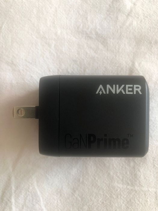 Зарядно устройство Anker GaNPrime 67W