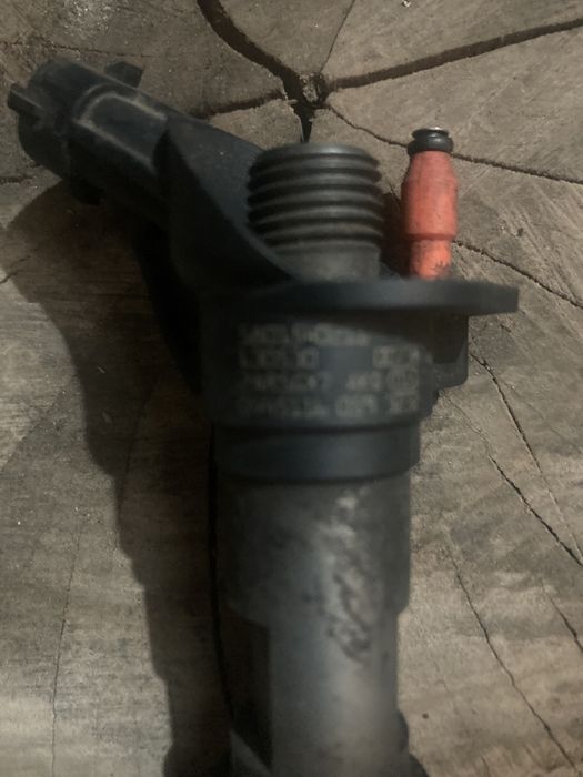 Продам форсунку