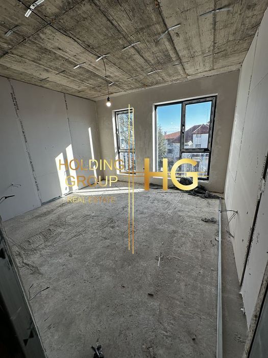 Продава се Тристаен апартамент в Варна, м-т Траката - 125 кв.м за 1520 €/кв.м - Снимка #6