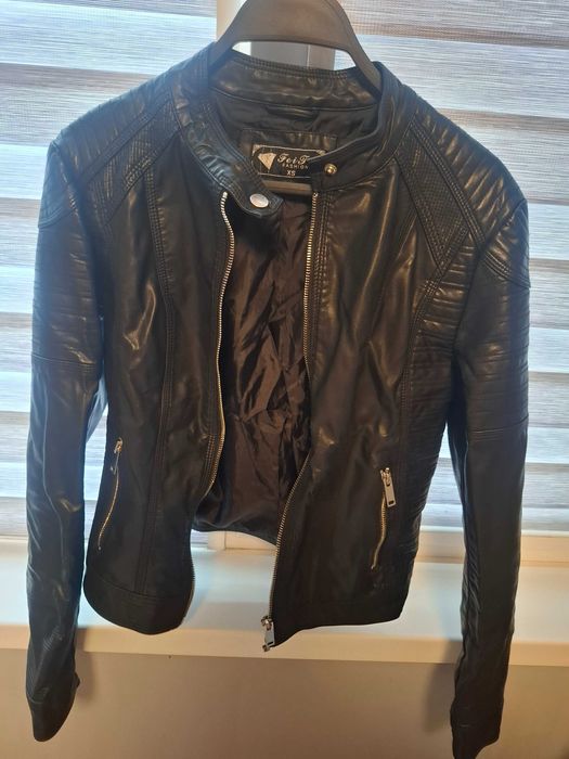 Дамско кожено яке