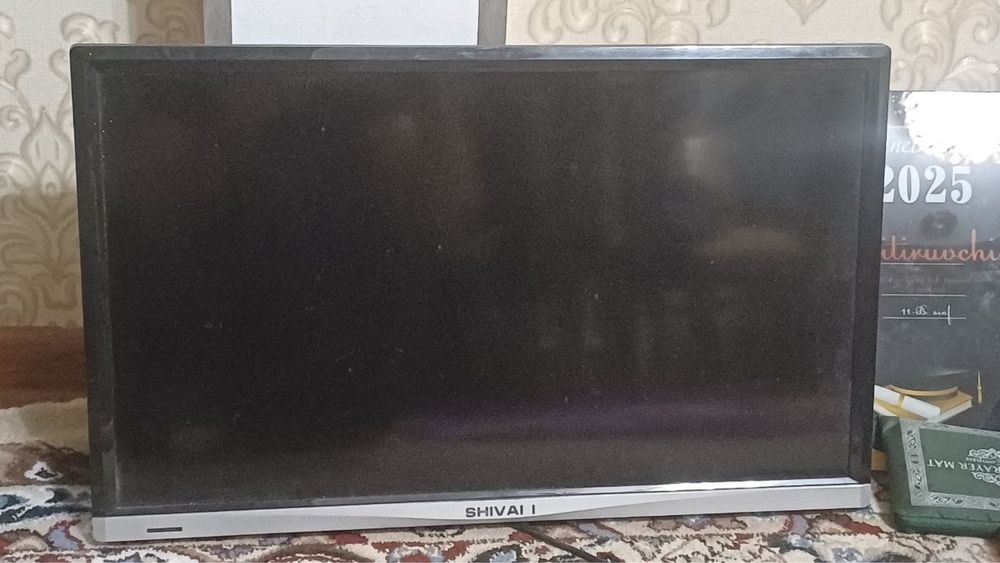 Srochna televizor sotiladi