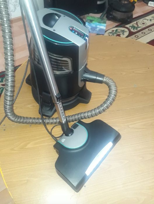 Пылесос сатылады