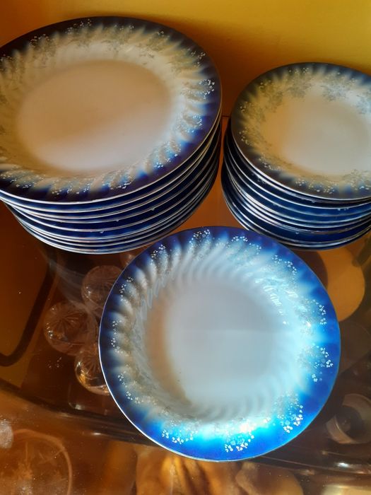 Serviciu farfurii vintage, porțelan și cobalt