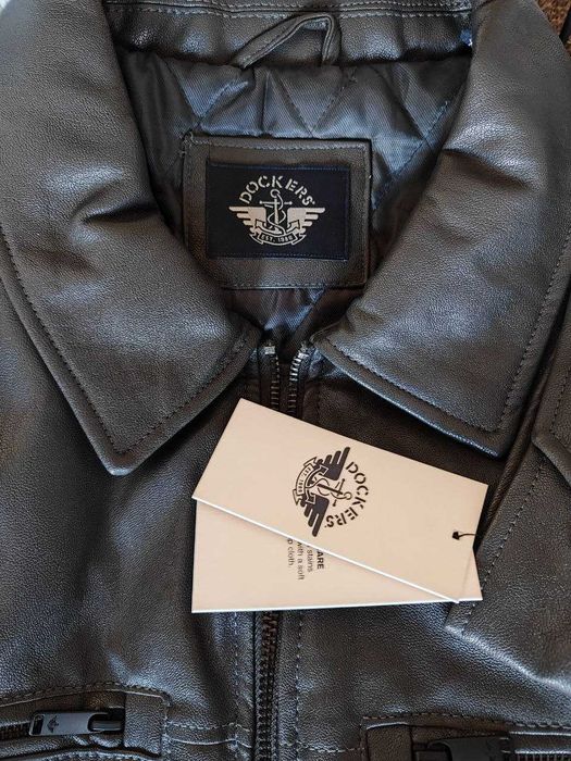 Фирменная куртка Dockers (дочерняя компания Levi's). Новая, размер XL