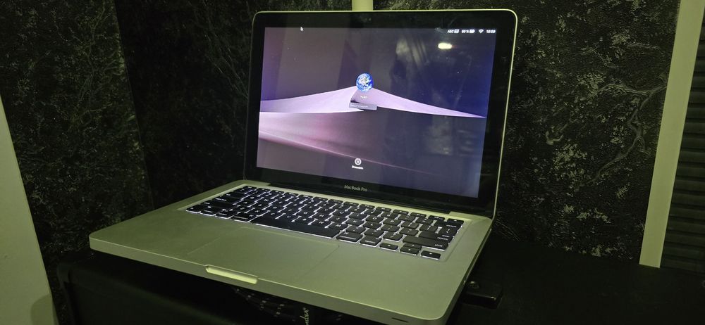 Срочно продам Macbook pro 13  2011 late