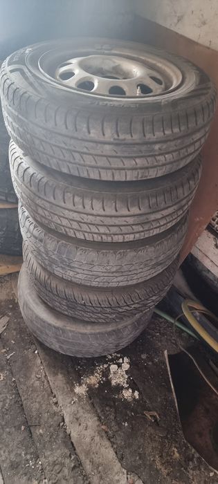 Продаю 5 колес б/у