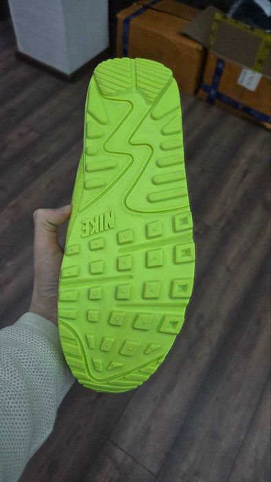 Обувь	Nike	Air Max 90	Green Neon	41	5000