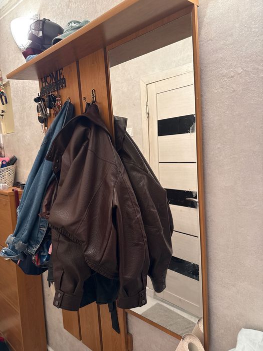 Продам мебель в прихожую б/у