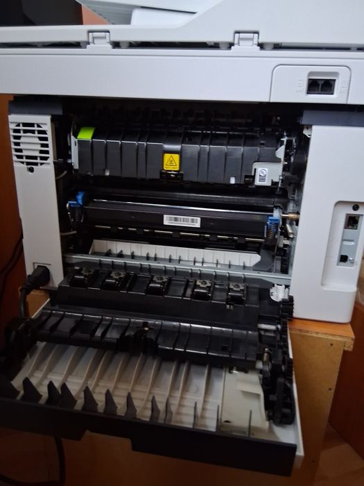 Imprimanta xerox c235