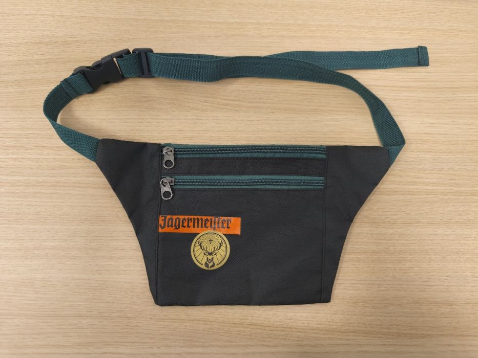Borseta Jaegermeister. NOU, nefolosit
