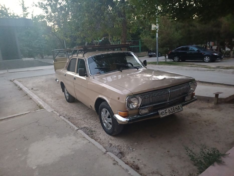 Газ 21 Волга сотилади