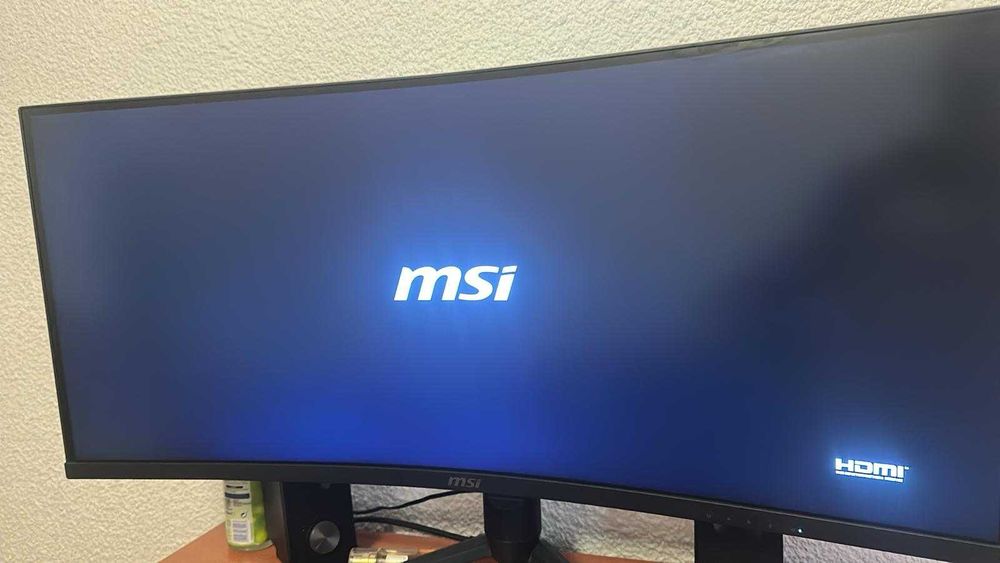 Monitor LED MSI Gaming Optix MAG342CQR Curbat 34 inch UWQHD VA 1 ms 144 Hz HDR - MAG342CQR