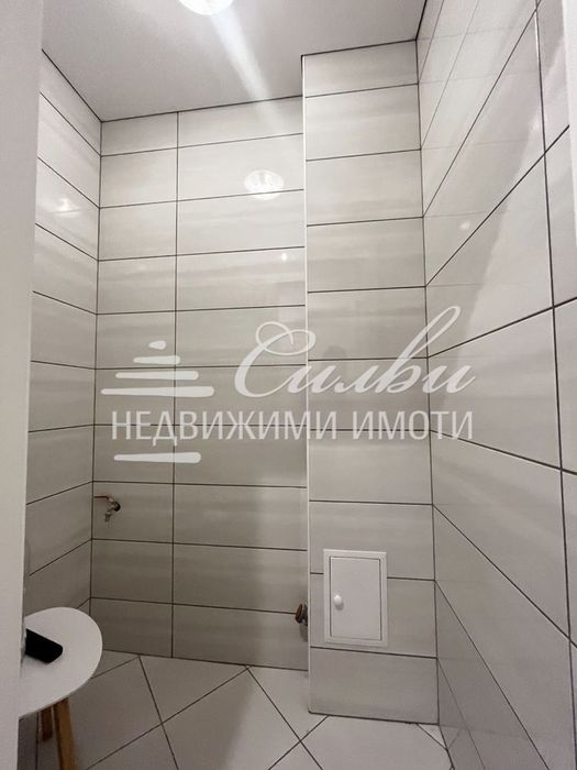 Тристаен ТУХЛЕН апартамент - кв. Център!