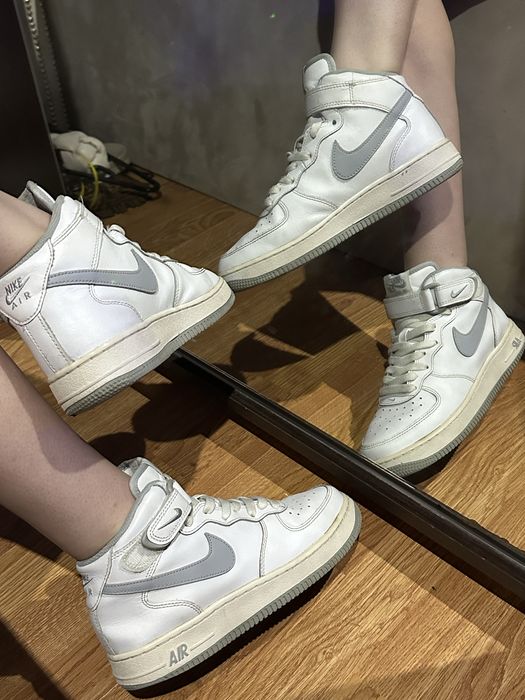 Nike air force 1 mid le white wolf grey