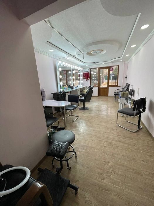 Сдаётся нежилое помещение на длительный срок.