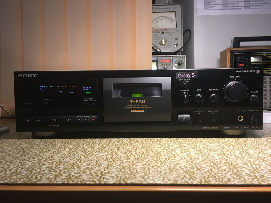 Кассетная дека Sony tc-k715s