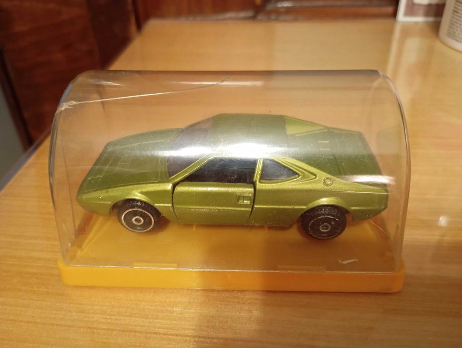 Ferrari Dino 308 GT4 модел 1:43