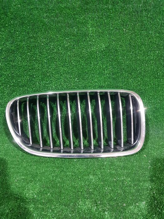 Grila radiator BMW seria 5 F10/F11 nonfacelift an 2010-2014