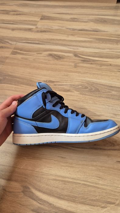 Nike Air Jordan 1  Mid 42,5