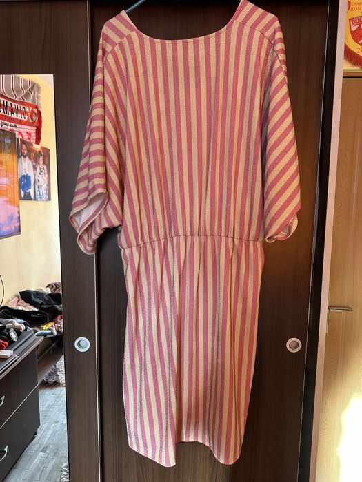 Vand rochie eleganta de femei