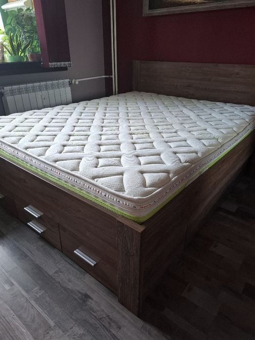 Спалня с чекмеджета 160/200