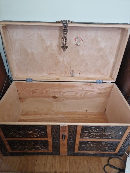 Сундук,   сандык