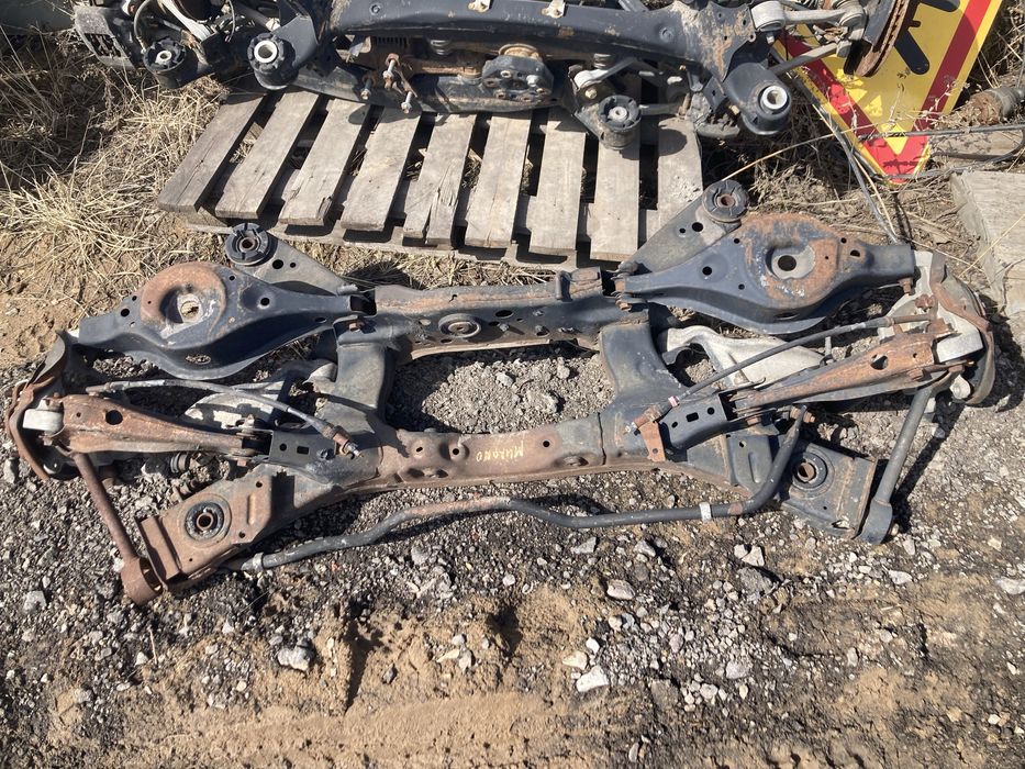 Балка задняя Ниссан Мурано Z51 / Nissan Murano Z51