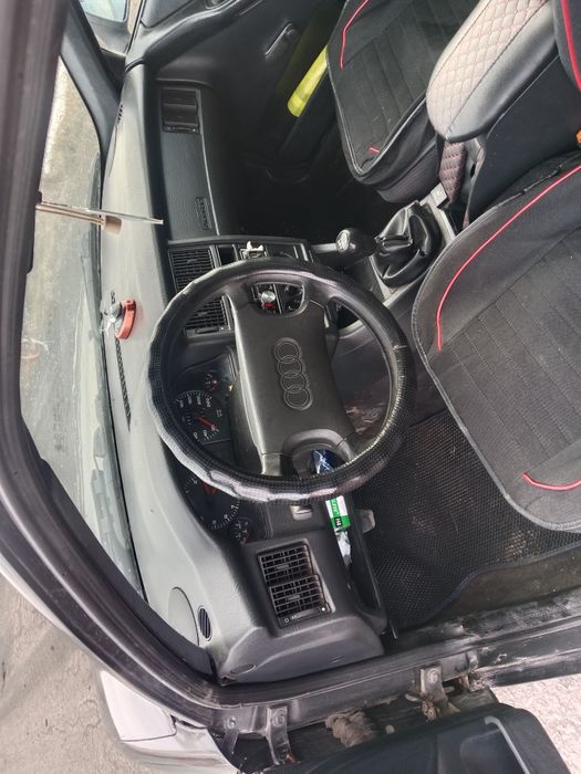 Продам Ауди 80 б4