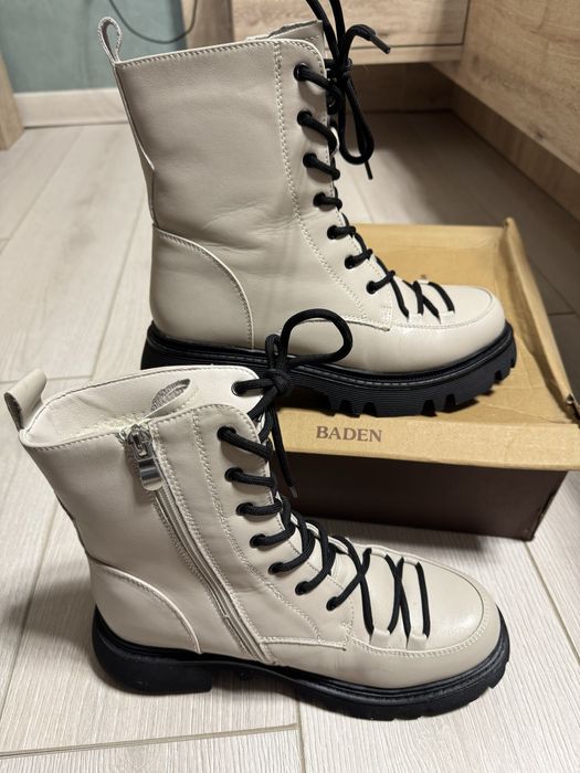 Зимние женские ботинки