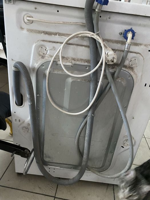 Продаю стиральную машину