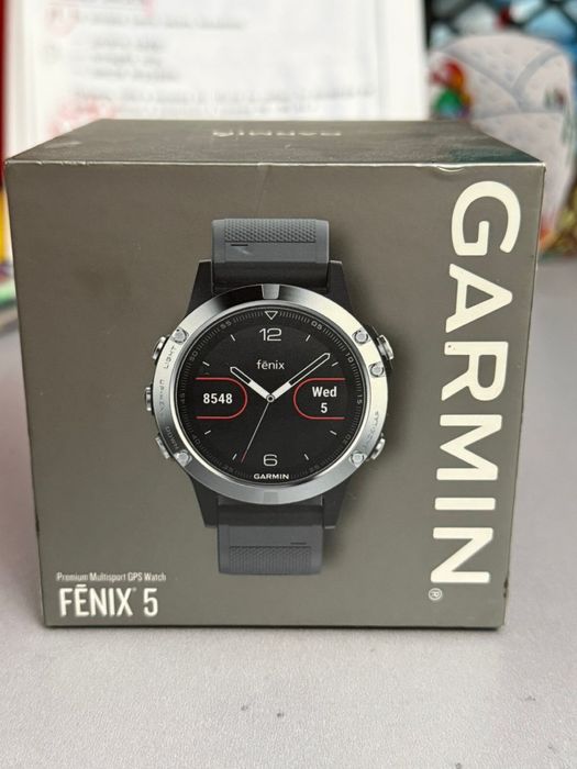 продам часы Garmin Fenix 5