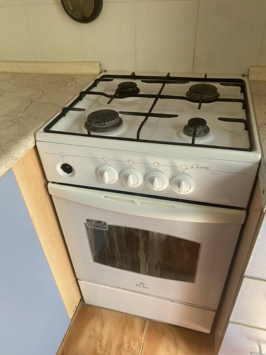 Холодильник и газплита