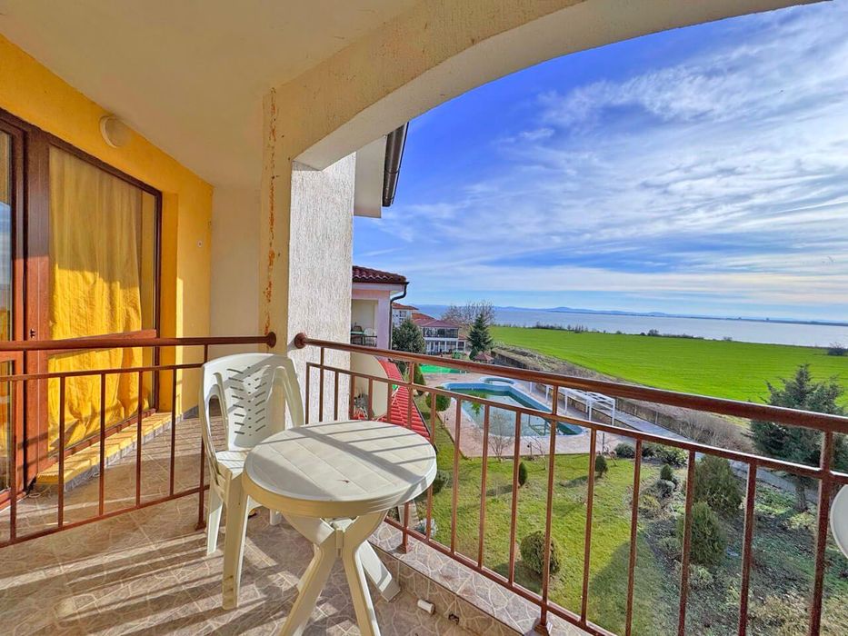 Двустаен апартамент в Rutland Beach 9026