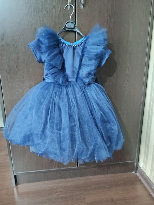 Продам платья и рубашки семейный лук