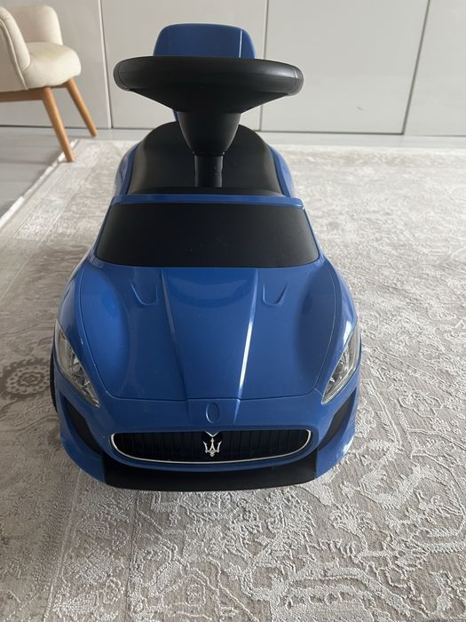 Машинка толокар