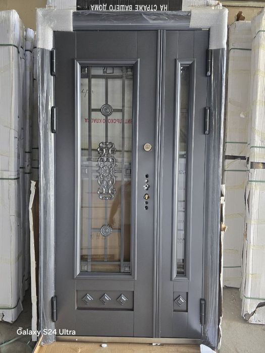 Temir eshiklar .Темир эшиклар