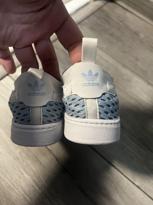 Adidadi super star nr 24