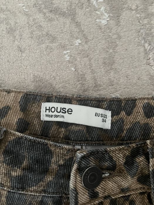 Pantaloni scurți House Leopard Print