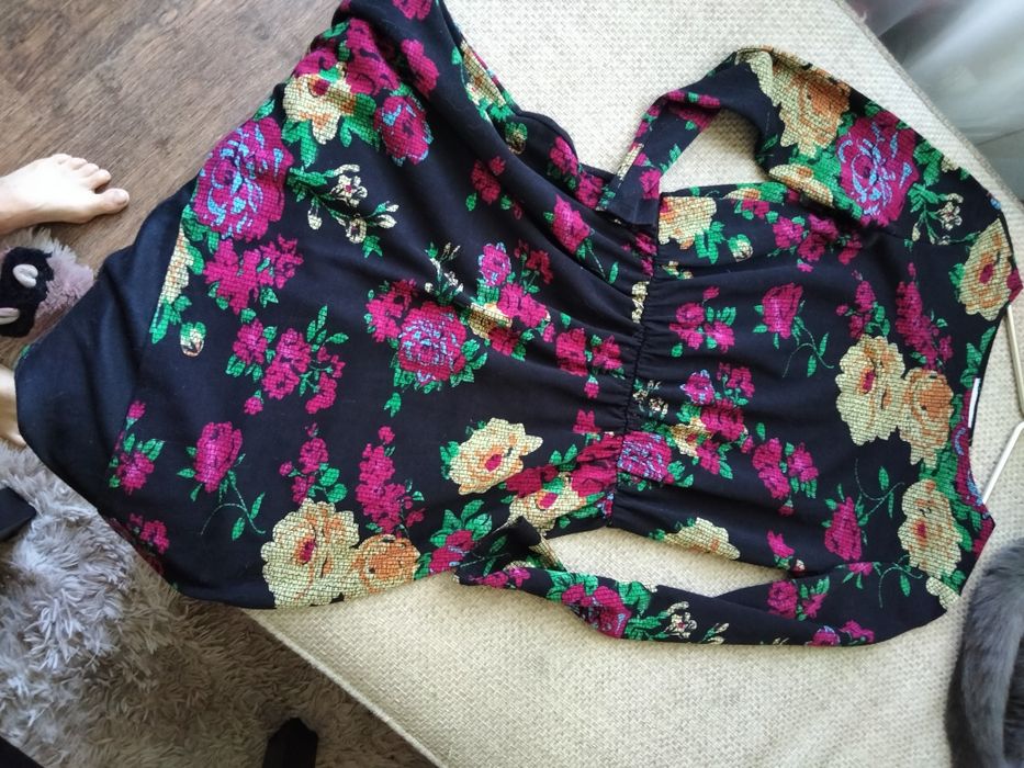 одежда  для девушек на новый-год