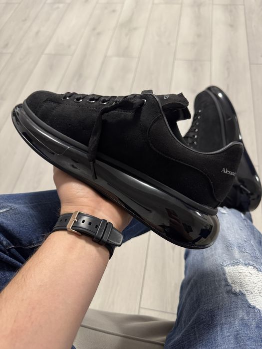 Adidasi Barbati Alexander Mcq. Full Negru Catifea & Silicon!