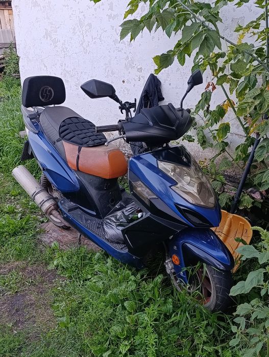 Скутер 150 куб 250000
