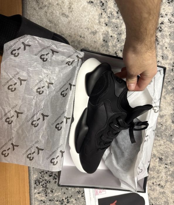 Adidasi Y3 marimea 43