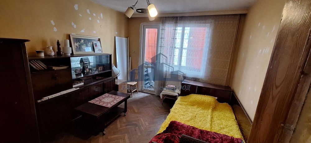 Продава се Многостаен апартамент в Шумен, Военно училище - 110 кв.м за 1159 €/кв.м - Снимка #8