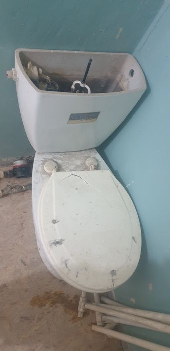 Продаю Унатаз рабочий